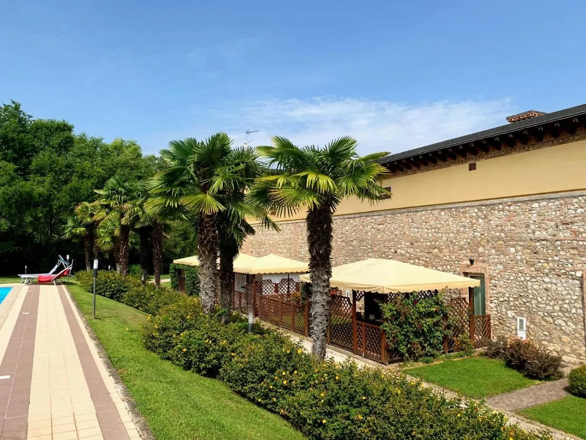 Garda Paradise Country House Lonato 0*,  Itálie